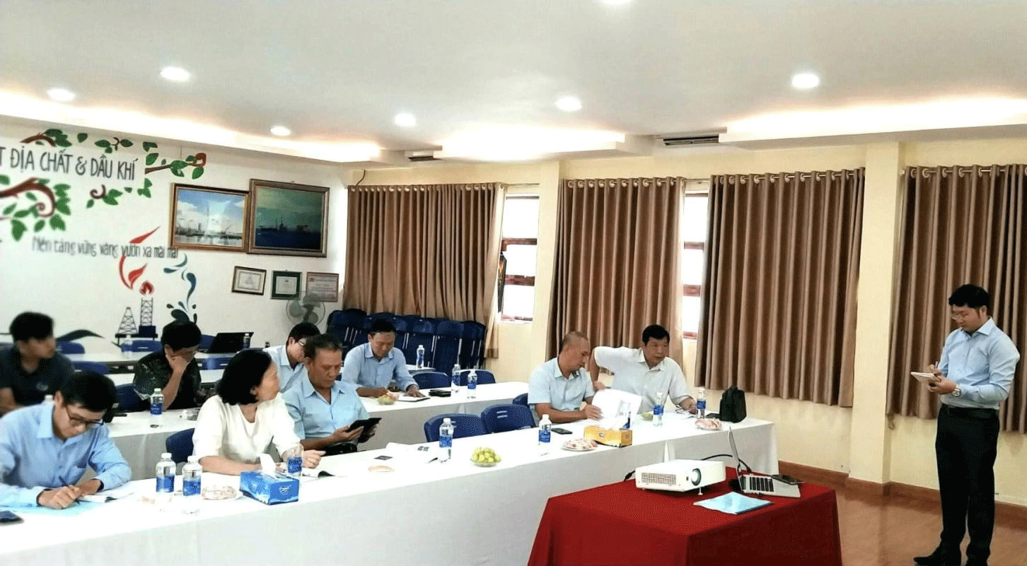 NCCS Nguyễn Tuấn đã trình bày hội thảo lần 2 chuẩn bị ra bảo vệ luận án tiến sĩ cấp Khoa